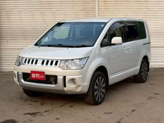 デリカD：5 2.2 D パワーパッケージ ディーゼルターボ 4WD　両側電動スライドドア　電動リアゲート　社外ナビ　社外アルミ　バックカメラ　エアコン　ETC　キーレスエントリー　シートヒーター　寒冷地仕様　パワステ　パワーウィンドウ　クルーズコントロール　3列シート 2300