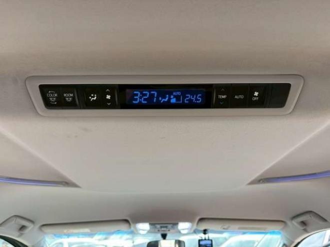 ヴェルファイア2.5 Z 4WD　純正ナビ　TRDエアロ　両側パワスラ　バックカメラ　社外アルミホイール　ETC　車高調　パワステ　パワーウィンドウ　キーレスエントリー　ABS　盗難防止装置　横滑り防止装置　エアコン　3列シート 2500