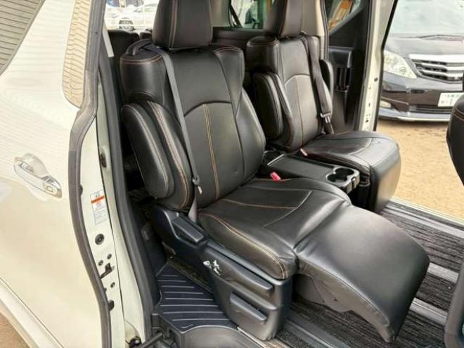 ヴェルファイア2.5 Z 4WD　純正ナビ　TRDエアロ　両側パワスラ　バックカメラ　社外アルミホイール　ETC　車高調　パワステ　パワーウィンドウ　キーレスエントリー　ABS　盗難防止装置　横滑り防止装置　エアコン　3列シート 2500