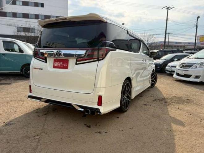 ヴェルファイア2.5 Z 4WD　純正ナビ　TRDエアロ　両側パワスラ　バックカメラ　社外アルミホイール　ETC　車高調　パワステ　パワーウィンドウ　キーレスエントリー　ABS　盗難防止装置　横滑り防止装置　エアコン　3列シート 2500