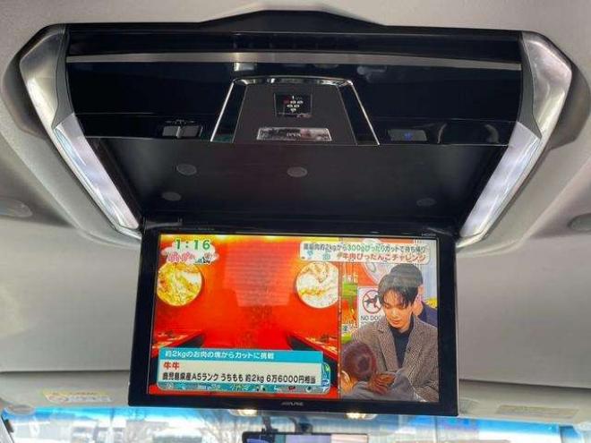 アルファード3.5 SA 4WD　TRDエアロ　クリスタルアイLEDテール　ダウンサス　レザー調シートカバー　アルパインナビ　フリップダウン　スピーカー　デジタルインナーミラー　シュタイナー20インチ　シーケンシャルウィンカー 3500