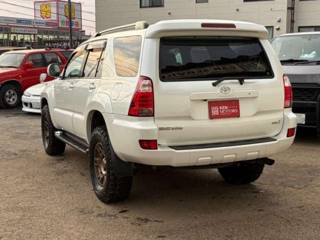 ハイラックスサーフ2.7 SSR-X リミテッド 4WD　TVナビ　パワステ　パワーウィンドウ　キーレスエントリー　LEDヘッドライト　フォグランプ　リフトアップ　アルミホイール　ルーフレール　寒冷地仕様　ABS　バックカメラ　盗難防止装置　エアコン 2700