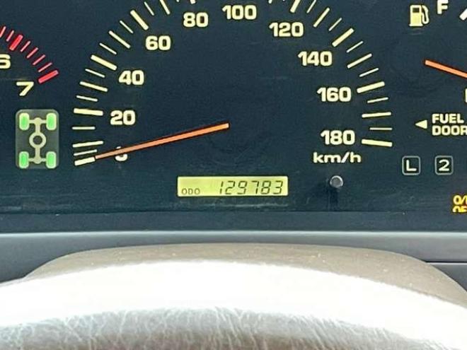 ハイラックスサーフ2.7 SSR-G 4WD　パワステ　パワーウィンドウ　キーレス　エアコン　ABS　ルーフレール　アルミホイール　寒冷地仕様　CD 2700