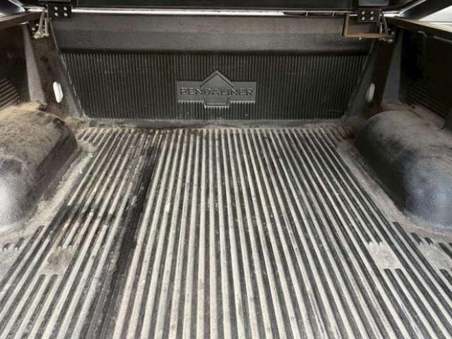 タンドラクルーマックス SR5 5.7 V8 4WD　 正規輸入車 5700