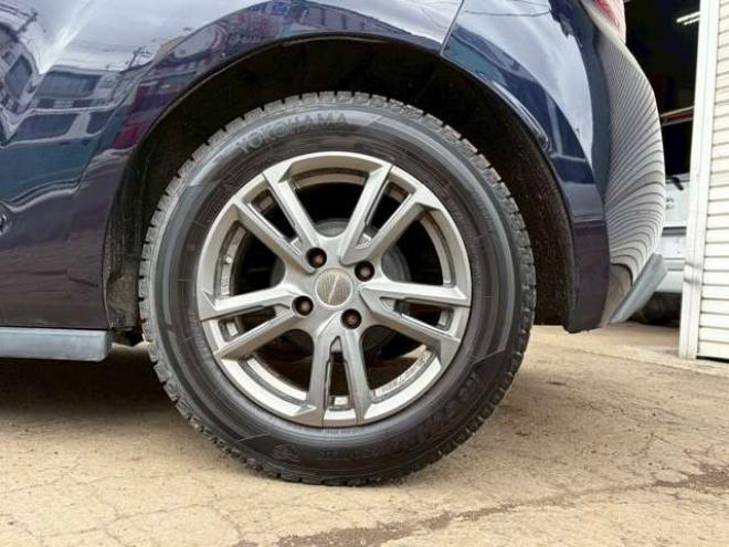 シトロエンDS3 シック　ETC　エアコン・クーラー　パワステ　パワーウィンドウ　キーレス　ABS 運転席エアバッグ　助手席エアバッグ　サイドエアバッグ　横滑り防止装置　社外ナビ　MTモード付 正規輸入車 2WD 1200