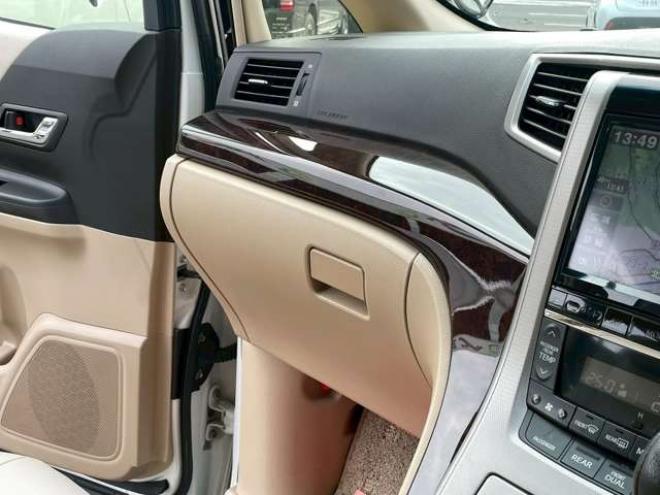 アルファード2.4 240X 4WD　モデリスタエアロ　車高調　ETC　後席モニター　両側電動スライドドア　社外エンジンスターター　パワステ　パワーウィンドウ　純正ナビ　純正アルミ　バックカメラ　キーレスエントリー　3列シート　ABS 2400