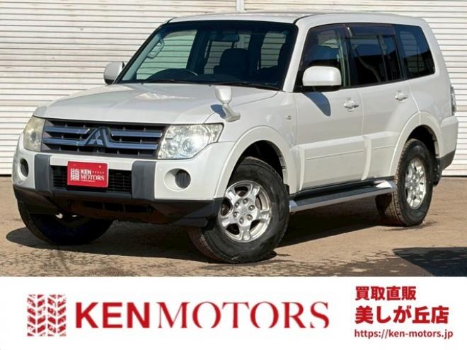 パジェロ3.0 ロング リミテッド エディション 4WD　ワンオーナー　社外ナビ　バックカメラ　純正アルミホイール　エアコン　エンジンスターター　ETC　記録簿　キーレスエントリー　パワステ　パワーウィンドウ　3列シート　エアコン　寒冷地仕様　盗難防止装置 3000