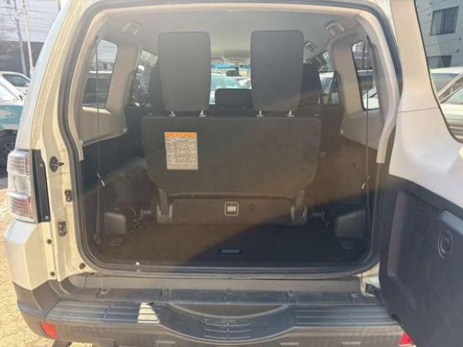 パジェロ3.0 ロング リミテッド エディション 4WD　ワンオーナー　社外ナビ　バックカメラ　純正アルミホイール　エアコン　エンジンスターター　ETC　記録簿　キーレスエントリー　パワステ　パワーウィンドウ　3列シート　エアコン　寒冷地仕様　盗難防止装置 3000