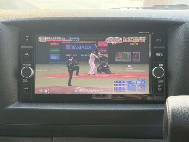 キャラバンNV350 2.5 プレミアムGX ロングボディ ディーゼルターボ 4WD　ヒッチメンバー　エンジンスターター　パワステ　パワーウィンドウ　純正ナビ　バックカメラ　ETC　社外アルミホイール　ABS　キーレスエントリー　ドライブレコーダー 2500