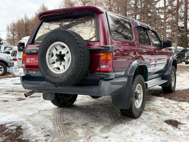 ハイラックスサーフ3.0 SSR-G ワイドボデー ディーゼルターボ 4WD　レカロシート　社外ハンドル　社外ナビ　地デジ　ETC　2バッテリー　バンパーガード　パワステ　パワーウィンドウ　純正アルミホイール　クルーズコントロール　寒冷地仕様 3000