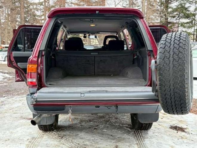 ハイラックスサーフ3.0 SSR-G ワイドボデー ディーゼルターボ 4WD　レカロシート　社外ハンドル　社外ナビ　地デジ　ETC　2バッテリー　バンパーガード　パワステ　パワーウィンドウ　純正アルミホイール　クルーズコントロール　寒冷地仕様 3000