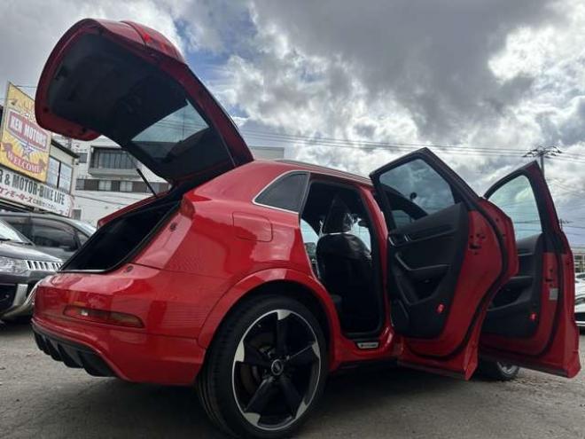 アウディRS Q3 2.5 4WD　ナビTV/Bカメラ/パワーシート/純正AW 正規輸入車 2500