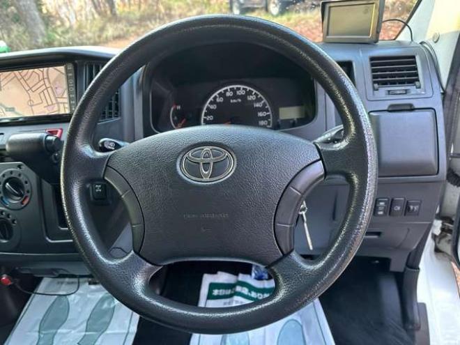 タウンエースバン1.5 DX 4WD　寒冷地仕様　パワーウィンドウ　パワステ　エアコン　ABS　ナビ　ETC 1500