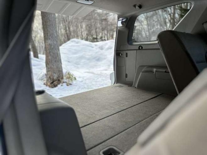 ハイラックスサーフ2.7 SSR-G 4WD　禁煙車　パワステ　パワーウィンドウ　ETC　社外ナビ　バックカメラ　キーレスエントリー　リフトアップ　エンジンスターター　寒冷地仕様　ABS　エアコン　盗難防止装置　社外アルミホイール 2700