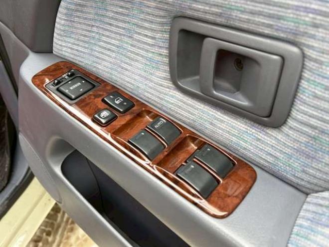 ハイラックスサーフ3.0 SSR-G ワイドボディ ディーゼルターボ 4WD　リフトアップ　全塗装済ベージュ　アルミホイール　メッキバンパー　サンルーフ　ETC　パワステ　パワーウィンドウ　ABS　キーレスエントリー　エアコン　寒冷地仕様 3000