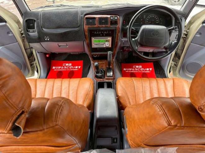 ハイラックスサーフ3.0 SSR-G ワイドボディ ディーゼルターボ 4WD　リフトアップ　全塗装済ベージュ　アルミホイール　メッキバンパー　サンルーフ　ETC　パワステ　パワーウィンドウ　ABS　キーレスエントリー　エアコン　寒冷地仕様 3000