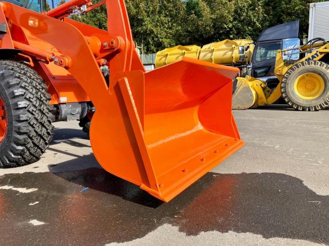 ホイールローダ日立　中古　ZW30-5B　建機