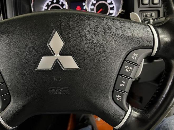 デリカＤ：５　Ｇパワーパッケージ　本州仕入　禁煙車　寒冷地仕様　エクストリーム１６ＡＷ＋ＧＲＩＰＭＡＸホワイトレター　新品ＪＡＯＳブラックマッドガード　純正１８ＡＷ＋スタッドレスタイヤ付　１２インチリアフリップダウンモニター　ＥＴＣ 4WD 2400 5Dr