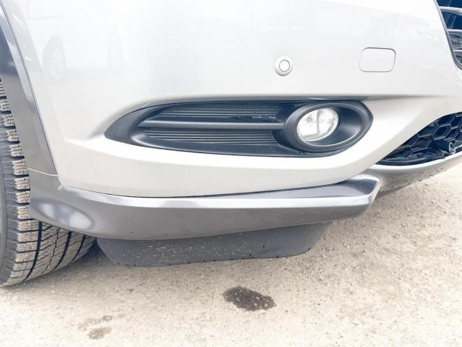 ヴェゼルハイブリッド1.5ハイブリッドX 4WD　ローンが不安な方＜優遇ローン＞　あんしんパッケージ　寒冷地仕様　社外ナビ 4WD 1500 5Dr