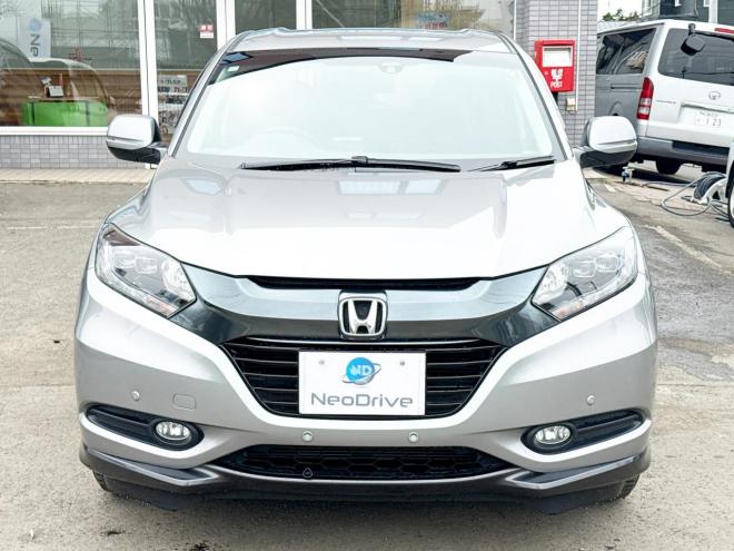 ヴェゼルハイブリッド1.5ハイブリッドX 4WD　ローンが不安な方＜優遇ローン＞　あんしんパッケージ　寒冷地仕様　社外ナビ 4WD 1500 5Dr