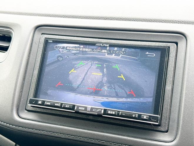 ヴェゼルハイブリッド1.5ハイブリッドX 4WD　ローンが不安な方＜優遇ローン＞　あんしんパッケージ　寒冷地仕様　社外ナビ 4WD 1500 5Dr