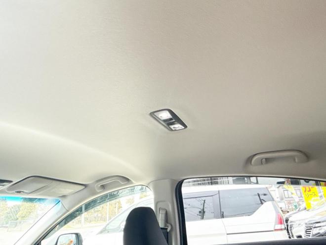 ヴェゼルハイブリッド1.5ハイブリッドX 4WD　ローンが不安な方＜優遇ローン＞　あんしんパッケージ　寒冷地仕様　社外ナビ 4WD 1500 5Dr