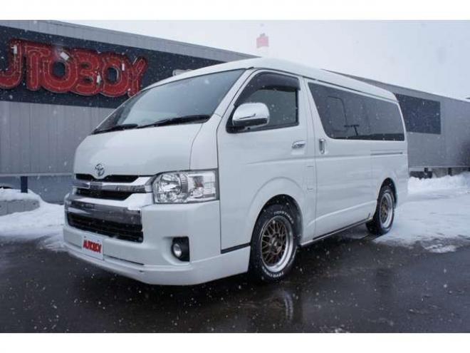 ハイエース2.7 GL ロング ミドルルーフ 4WD　ワンオーナー　ケンウッド9インチナビTV　Bカメラ　フリップダウンモニター　ワークエクストラップ18インチAW　415コブラフロントスポイラー　ベッドキット　LEDヘッドライト　スマキー　AC100V 2700