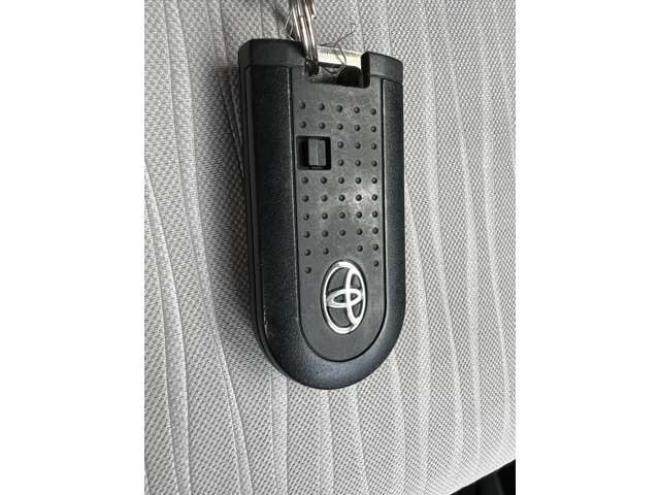 ピクシスエポックG SAIII 4WD　スマートキー　プッシュスタート　スマートアシスト3 前席シートヒーター　オートエアコン　オートハイビーム　コーナーセンサー　アイドリングストップ　横滑り防止　衝突軽減 660