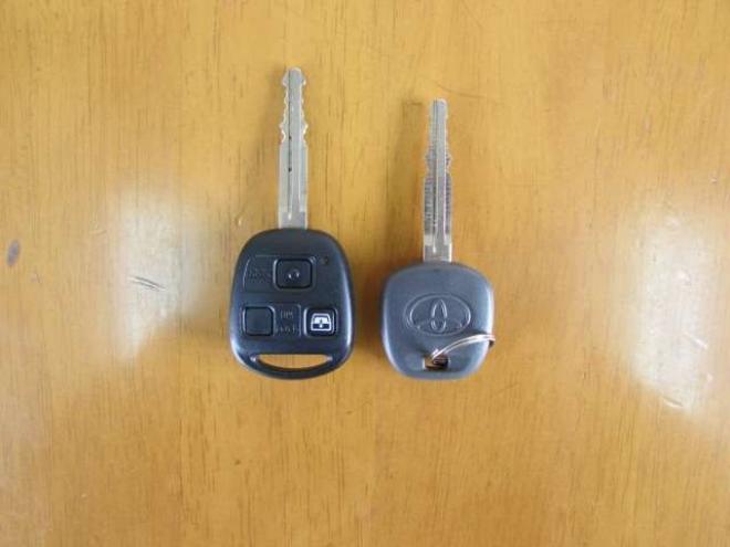 ハイラックスサーフ2.7 SSR-X リミテッド 4WD　MID17インチホイール/LEDヘッドライト/LEDフォグ/リアフォグ/キーレス/社外ナビ/バックカメラ 2700