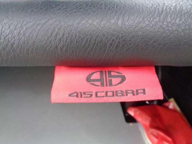 レジアスエース2.8 スーパーGL ダークプライムII ロングボディ ディーゼルターボ 4WD　415COBRA　S-6ボンネット&クリーンルック3Fリップ&ステージ2ルーフスポイラー&バッドラッカーSD-6　17インチAW　ヨコハマPARADA215/60R17　両側パワースライドドア　ETC　社外コンソールBOX　ベットキット 2800