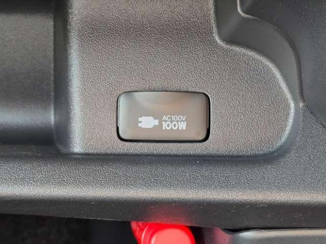 ハイエース2.7 グランドキャビン 4WD　寒冷地　10人乗り　スーパーロング　ワイドボディ　ハイルーフ　プッシュスタート　スマキー　パワスラ　リアヒーター&クーラー　ステアリングスイッチ　車線逸脱防止　衝突被害軽減　横滑り防止　電動格納ミラー 2700