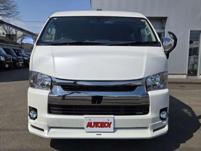 ハイエースバン2.7 スーパーGL ダークプライム ワイド ミドルルーフ ロングボディ 4WD　寒冷地仕様　パワスラ　リアヒーター&クーラー　プッシュスタート　スマートキー　ウッドコンビステアリング&シフトノブ　ハーフレザーシート　ドラレコ　バックカメラ　ETC　メモリナビ　フルセグTV　Bluetooth 2700