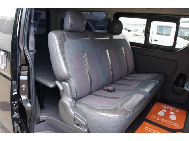 レジアスエース2.8 スーパーGL ダークプライム ロングボディ ディーゼルターボ 4WD　415COBRAオフィシャルコンプリート　ファントムヘッドライトシステム&新作HP-6　18インチホイール&フェイスリフトキット&フルエアロ&フローティングリップ&ローフォルムフェンダー　玄武2インチダウンブロック 2800