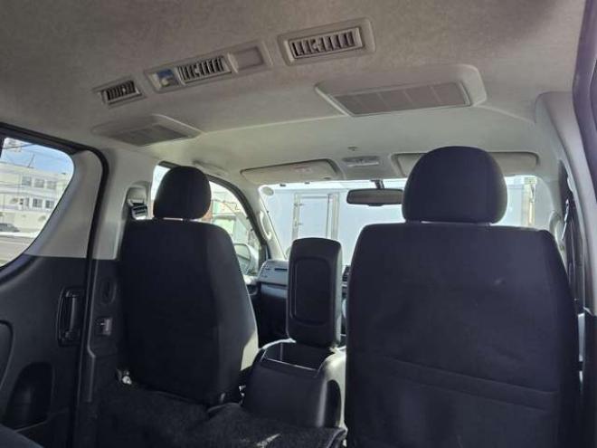 ハイエースバン3.0 スーパーGL ロング ディーゼルターボ 4WD　寒冷地仕様　プッシュスタート　スマートキー　リアヒーター&リアクーラー　LEDヘッドライト　フロントフォグランプ　 バックカメラ　ステアリングスイッチ　パワーヒート　純正ナビ　フルセグTV　レーダー探知機 3000