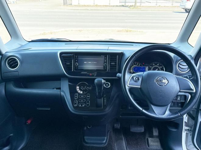 デイズルークス660ハイウェイスターXターボ 4WD　ローンが不安な方＜優遇ローン＞　寒冷地仕様　ワンオーナー　純正ナビTV 4WD 660 5Dr