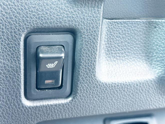 デイズルークス660ハイウェイスターXターボ 4WD　ローンが不安な方＜優遇ローン＞　寒冷地仕様　ワンオーナー　純正ナビTV 4WD 660 5Dr