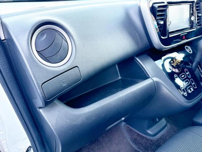 デイズルークス660ハイウェイスターXターボ 4WD　ローンが不安な方＜優遇ローン＞　寒冷地仕様　ワンオーナー　純正ナビTV 4WD 660 5Dr