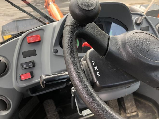 ホイールローダ日立　中古　ZW100-6　建機