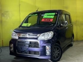 タント　（特別価格車）カスタムG 4WD 660 5Dr