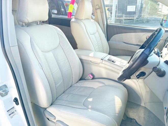 エスティマハイブリッドハイブリッド2.4X 4WD　ローンが不安な方＜優遇ローン＞　本州仕入　寒冷地仕様 フルエアロ　社外ナビ 4WD 2400 5Dr