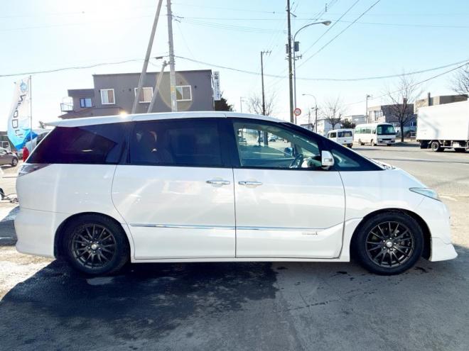 エスティマハイブリッドハイブリッド2.4X 4WD　ローンが不安な方＜優遇ローン＞　本州仕入　寒冷地仕様 フルエアロ　社外ナビ 4WD 2400 5Dr