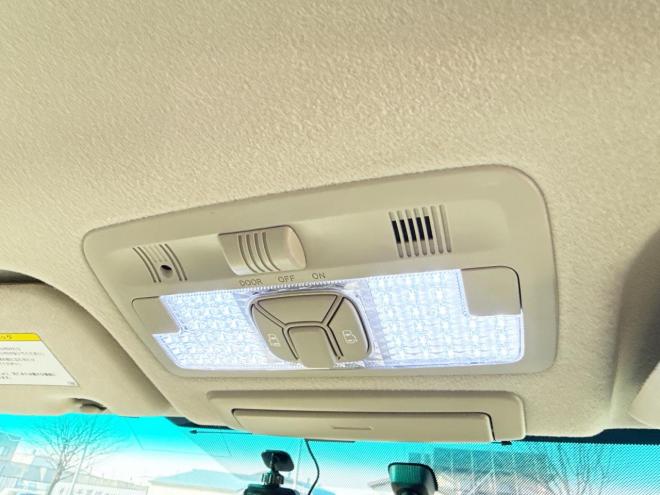 エスティマハイブリッドハイブリッド2.4X 4WD　ローンが不安な方＜優遇ローン＞　本州仕入　寒冷地仕様 フルエアロ　社外ナビ 4WD 2400 5Dr