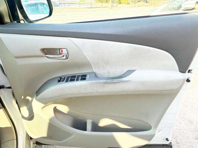 エスティマハイブリッドハイブリッド2.4X 4WD　ローンが不安な方＜優遇ローン＞　本州仕入　寒冷地仕様 フルエアロ　社外ナビ 4WD 2400 5Dr