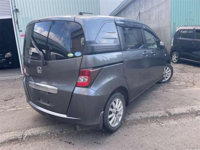 フリードスパイク1.5 G ジャストセレクション 4WD　新在　庫　限定　プ　ライス 4日5日マデ限定 1500