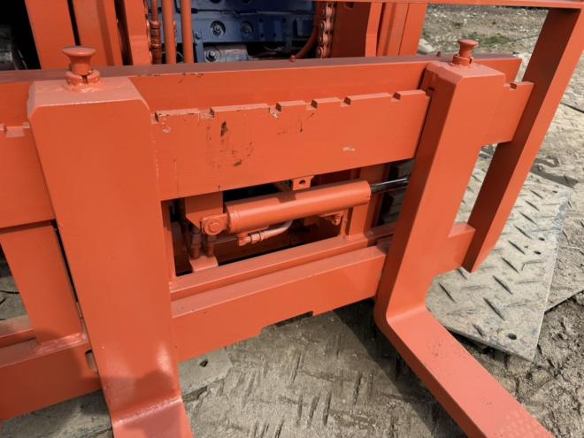 フォークリフトサイドシフト付き！トヨタ 5FD30 3トンディーゼル 全塗装済