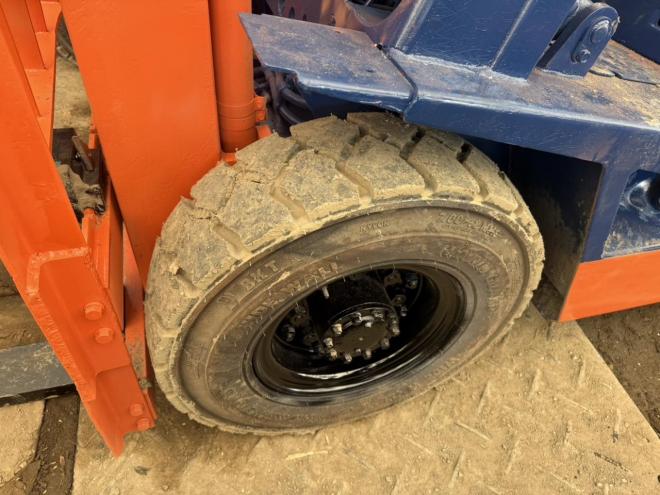 フォークリフト全塗装済！トヨタ 3FGL25 2.5トン ガソリン 