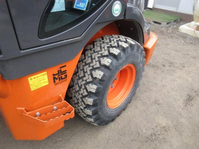 ホイールローダ日立ZW30-5B 4WD　 4WD 2Dr