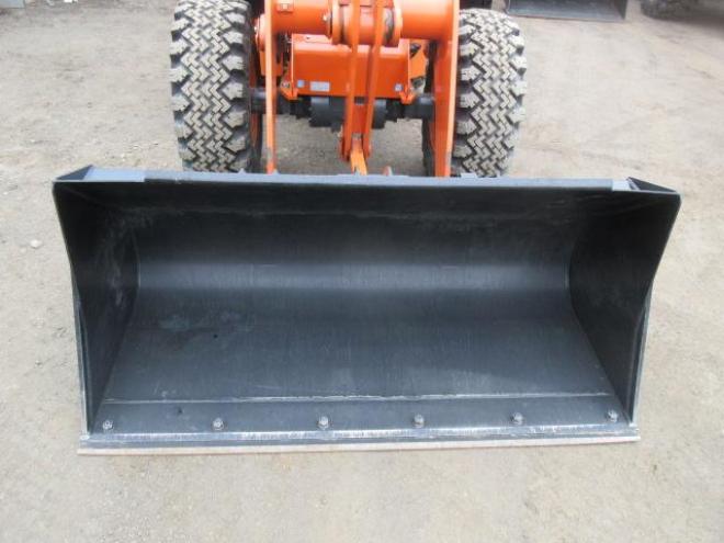 ホイールローダ日立ZW30-5B 4WD　 4WD 2Dr