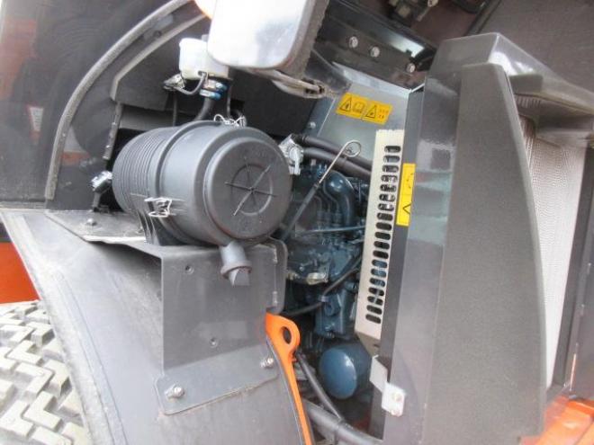 ホイールローダ日立ZW30-5B 4WD　 4WD 2Dr