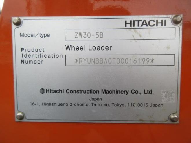 ホイールローダ日立ZW30-5B 4WD　 4WD 2Dr